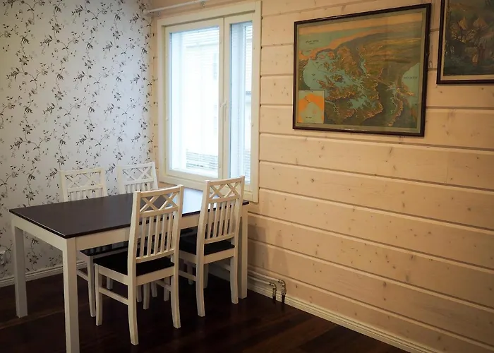 Lansi-suomen Opisto 3* Huittinen